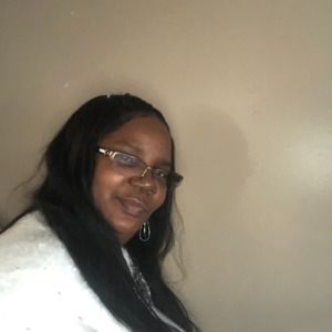 Meet your Posher, Tonya